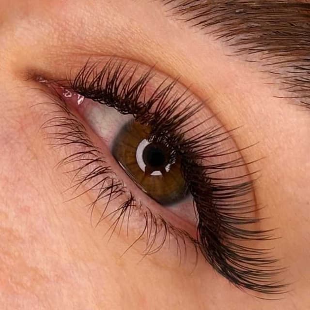 خدمات مژه و ابرو